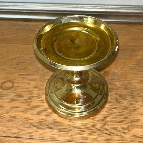 VINTAGE BRASS-STYLE CANDLE HOLDER - Picture 3 of 13